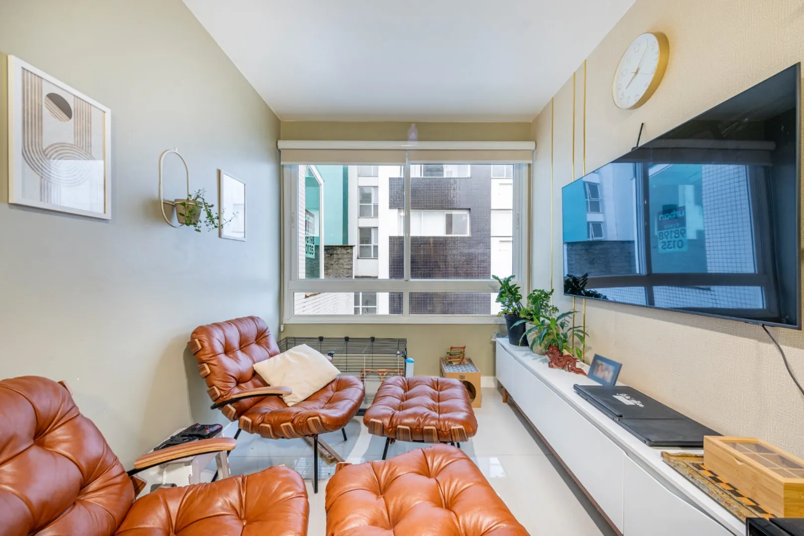 R$ 445.000 - &Oacute;TIMO APARTAMENTO - SEMIMOBILIADO - 54M2 - 1 DORM - BANHEIRO - 1 VAGA Rua Artur Fabião Carneiro Porto Alegre - 