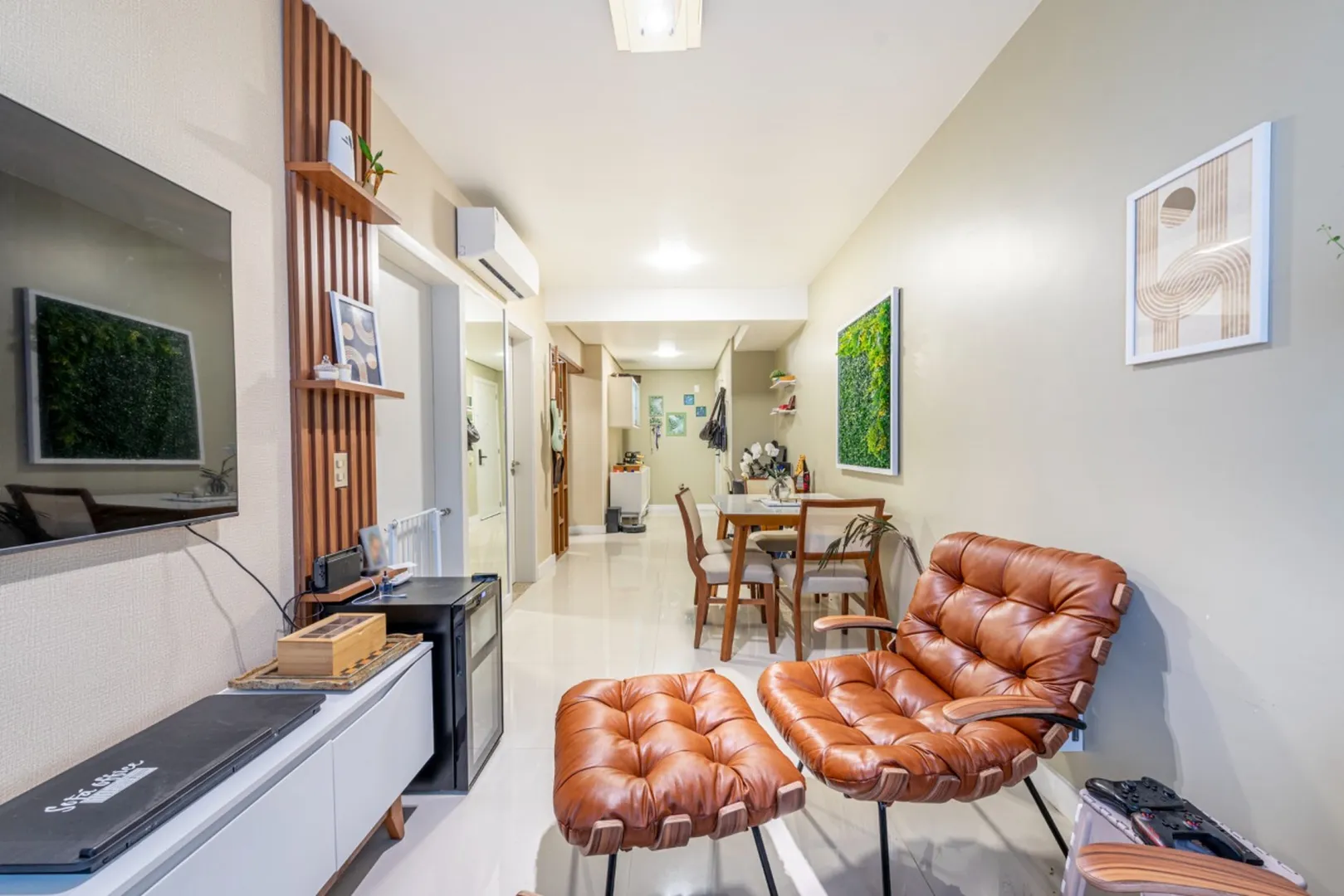 R$ 445.000 - &Oacute;TIMO APARTAMENTO - SEMIMOBILIADO - 54M2 - 1 DORM - BANHEIRO - 1 VAGA Rua Artur Fabião Carneiro Porto Alegre - 