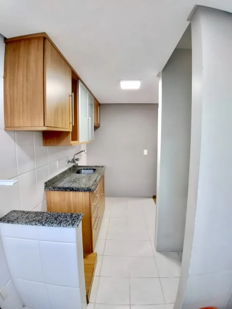 R$ 595.000 - BELO APARTAMENTO - 75M2 - 2 DORM - SU&Iacute;TE - LAREIRA - 1 VAGA Rua Portugal Porto Alegre - 