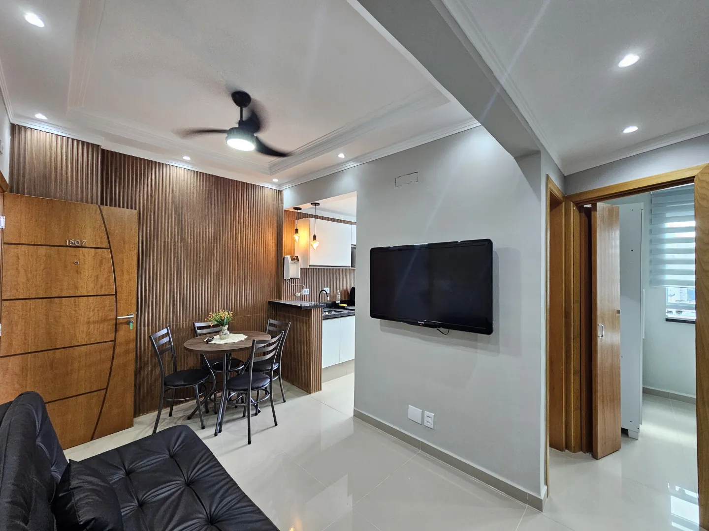 2 quartos reformado em pr&eacute;dio frente mar! 54m&sup2; abaixo do mercado - Jos&eacute; menino - Santos/SP Avenida Presidente Wilson Santos - 