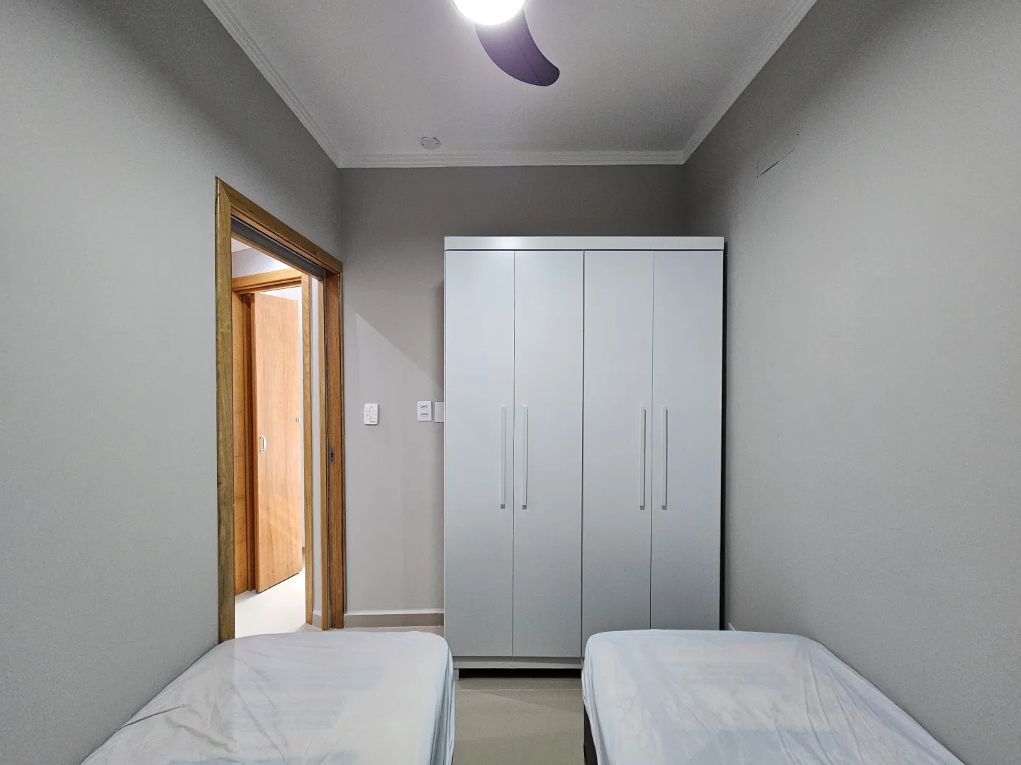 2 quartos reformado em pr&eacute;dio frente mar! 54m&sup2; abaixo do mercado - Jos&eacute; menino - Santos/SP Avenida Presidente Wilson Santos - 