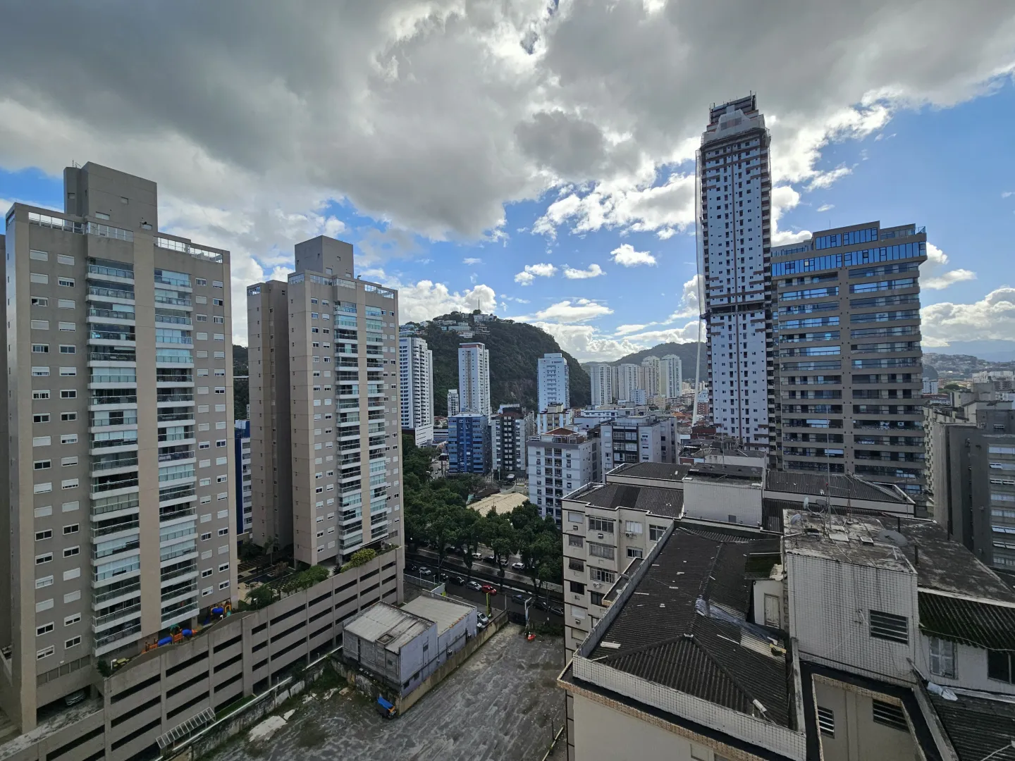 2 quartos reformado em pr&eacute;dio frente mar! 54m&sup2; abaixo do mercado - Jos&eacute; menino - Santos/SP Avenida Presidente Wilson Santos - 
