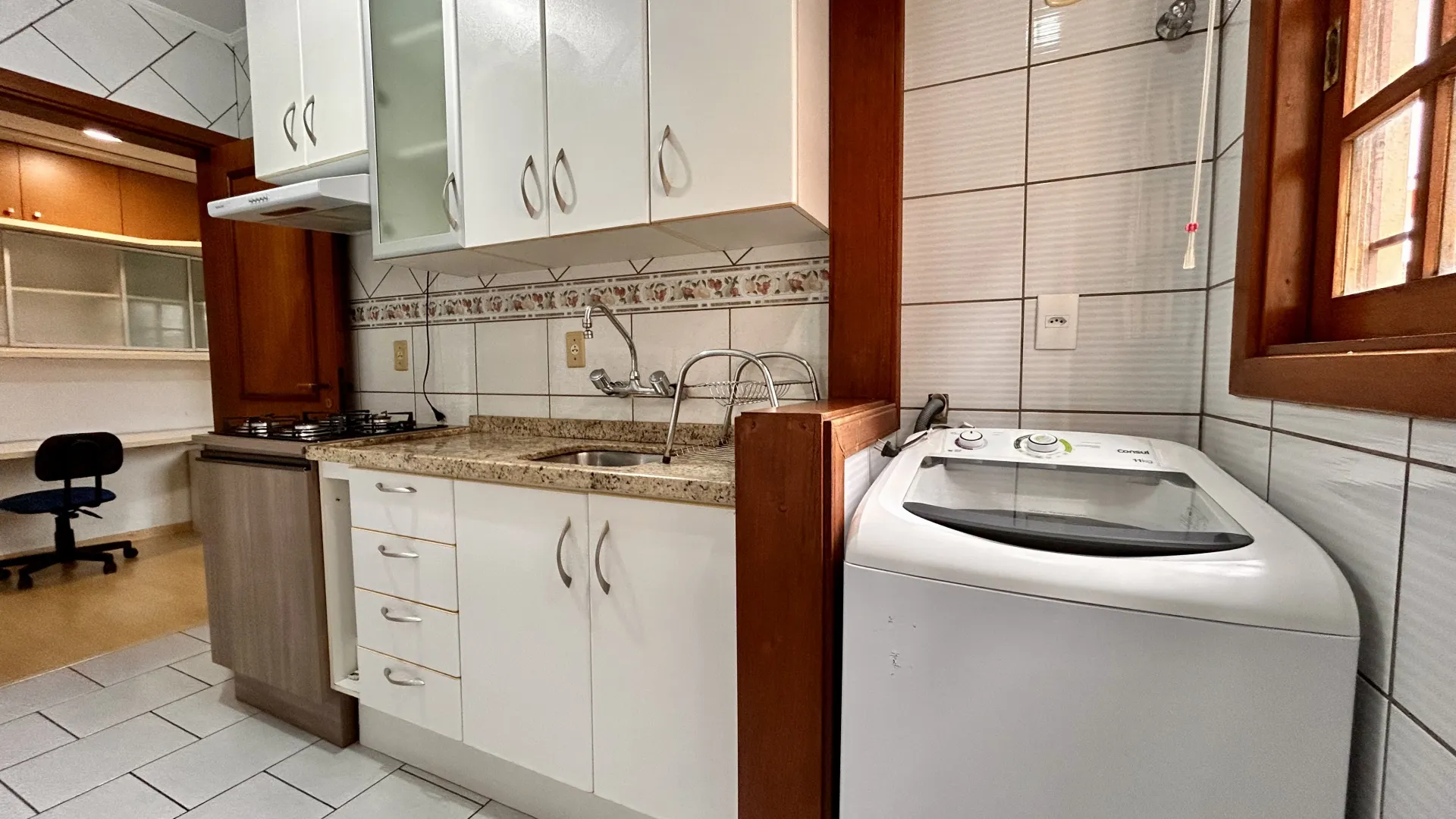 R$ 295.000 - EXCLUSIVIDADE - APARTAMENTO - 51M2 - 1 DORM - SACADA - 1 VAGA Rua Guilherme Alves Porto Alegre - 