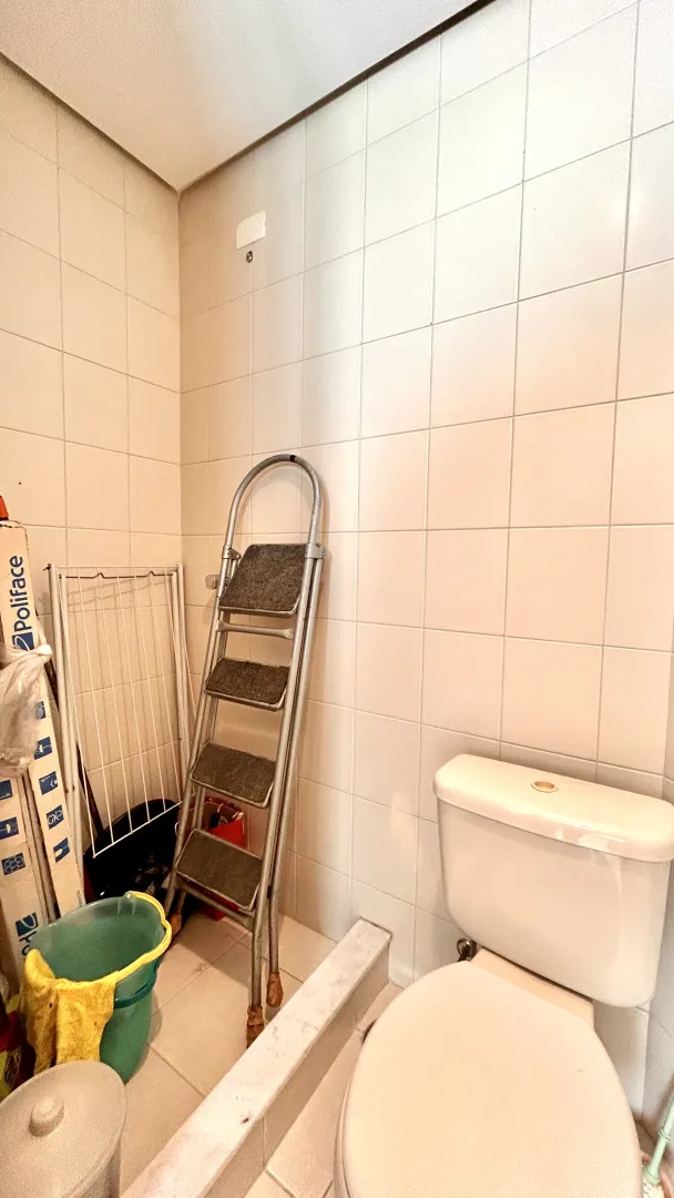 R$ 850.000 - LINDO APARTAMENTO - 102M2 - 2 DORM - SU&Iacute;TE - SACADA - VISTA - 1 VAGA - INFRA Rua Gonçalves Dias Porto Alegre - 