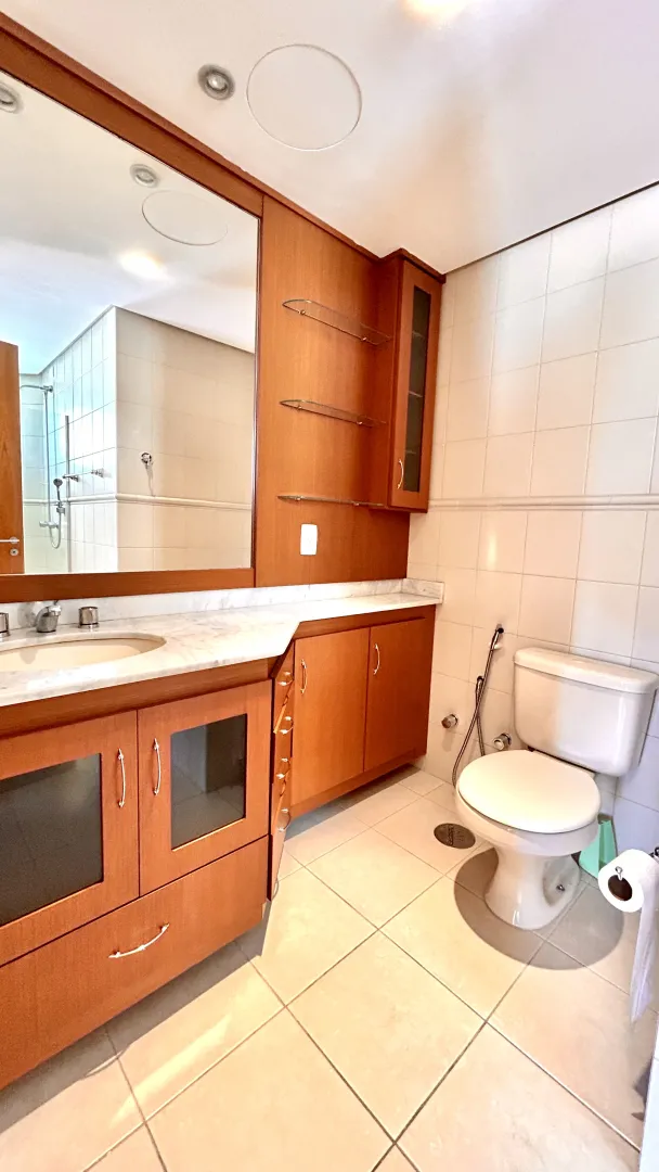 R$ 850.000 - LINDO APARTAMENTO - 102M2 - 2 DORM - SU&Iacute;TE - SACADA - VISTA - 1 VAGA - INFRA Rua Gonçalves Dias Porto Alegre - 