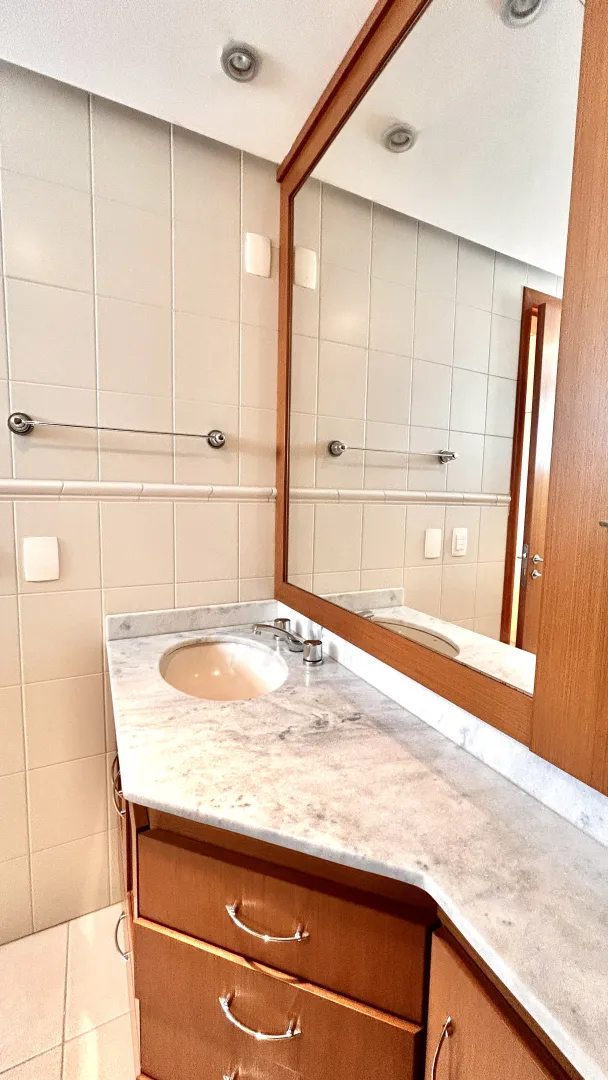 R$ 850.000 - LINDO APARTAMENTO - 102M2 - 2 DORM - SU&Iacute;TE - SACADA - VISTA - 1 VAGA - INFRA Rua Gonçalves Dias Porto Alegre - 