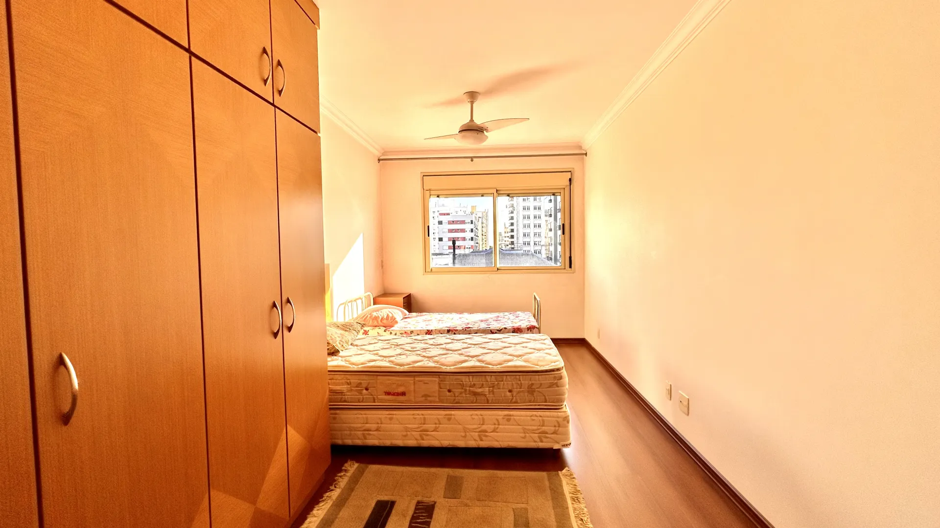 R$ 850.000 - LINDO APARTAMENTO - 102M2 - 2 DORM - SU&Iacute;TE - SACADA - VISTA - 1 VAGA - INFRA Rua Gonçalves Dias Porto Alegre - 