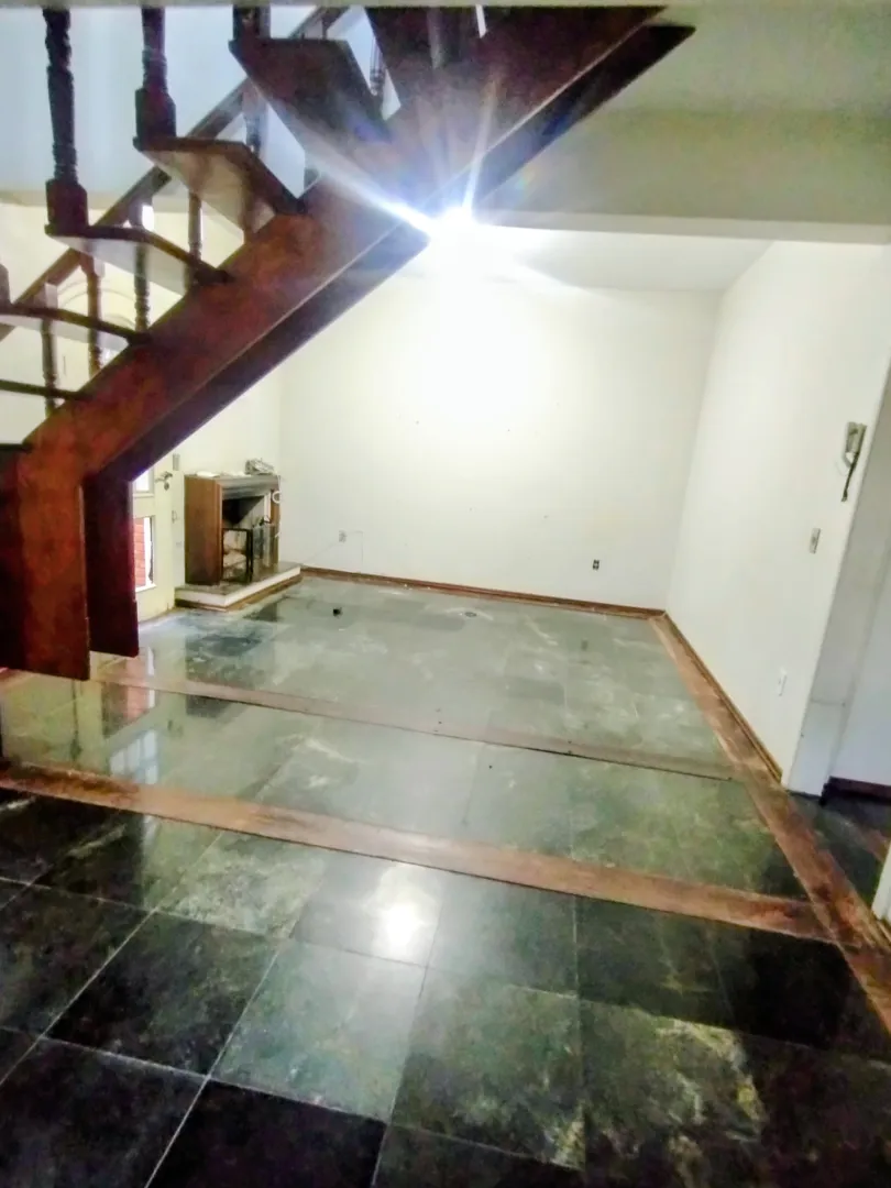 Casa com piscina &agrave; venda no Centro de Igarat&aacute;/ 5 dormit&oacute;rios  Igaratá - 