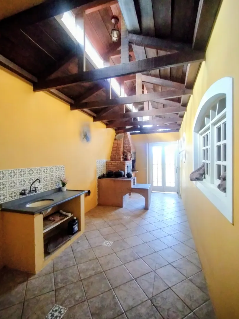 Casa com piscina &agrave; venda no Centro de Igarat&aacute;/ 5 dormit&oacute;rios  Igaratá - 