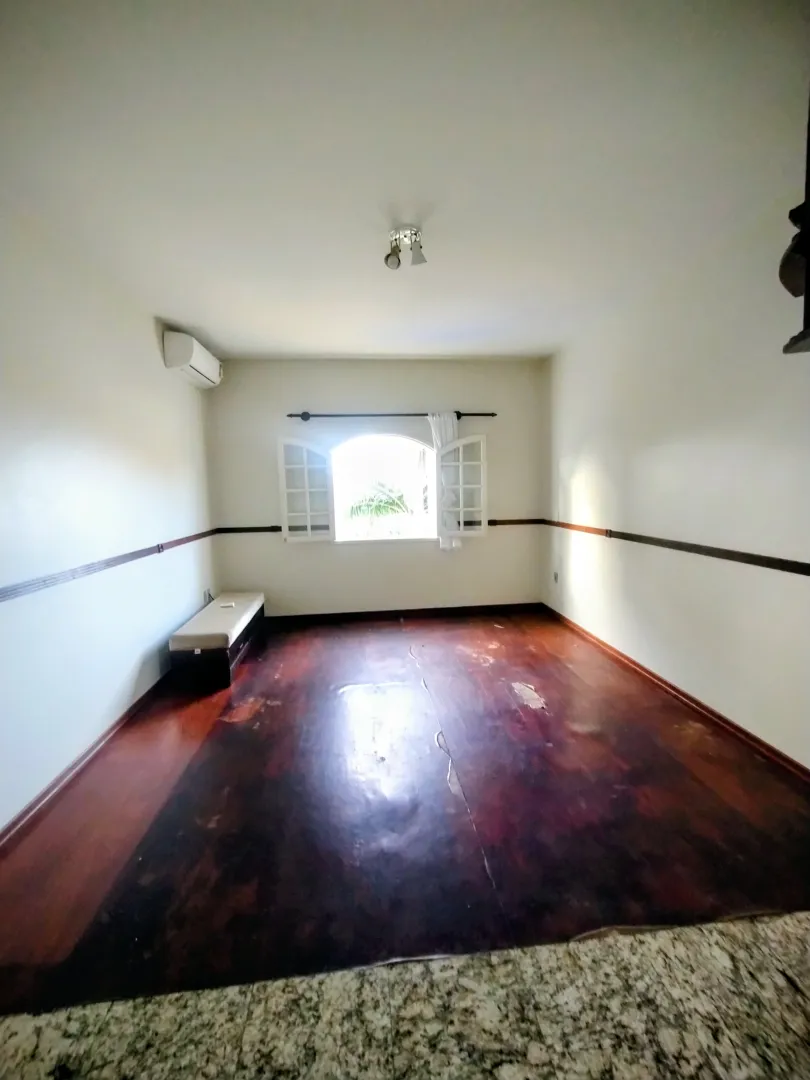 Casa com piscina &agrave; venda no Centro de Igarat&aacute;/ 5 dormit&oacute;rios  Igaratá - 