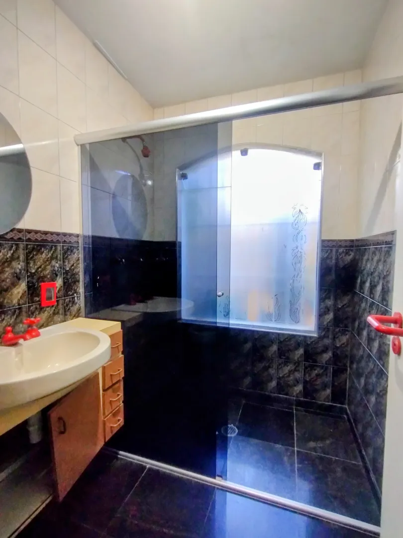 Casa com piscina &agrave; venda no Centro de Igarat&aacute;/ 5 dormit&oacute;rios  Igaratá - 