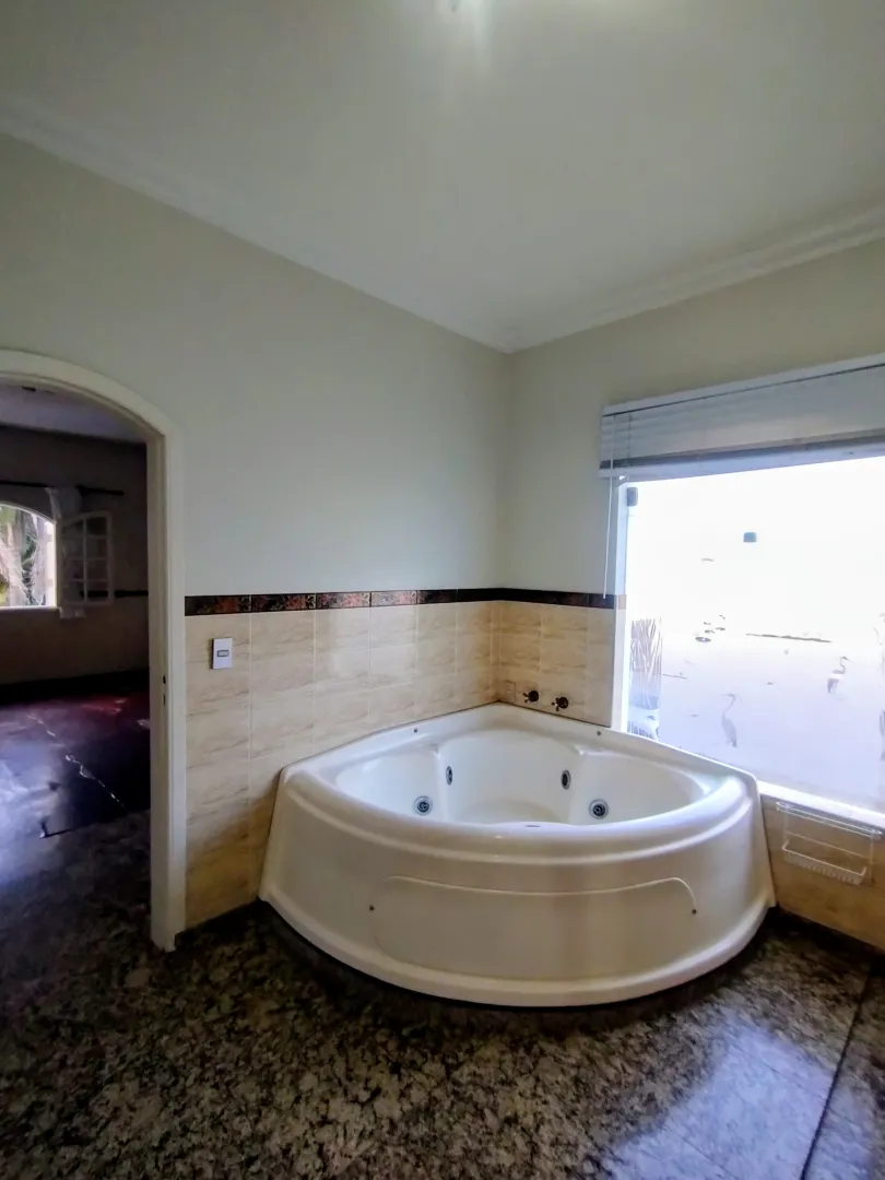 Casa com piscina &agrave; venda no Centro de Igarat&aacute;/ 5 dormit&oacute;rios  Igaratá - 