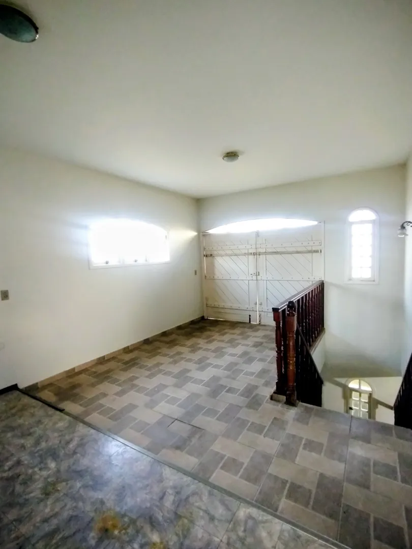 Casa com piscina &agrave; venda no Centro de Igarat&aacute;/ 5 dormit&oacute;rios  Igaratá - 