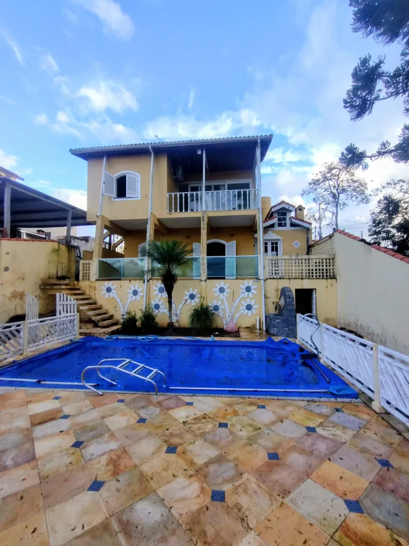 Casa com piscina &agrave; venda no Centro de Igarat&aacute;/ 5 dormit&oacute;rios  Igaratá - 