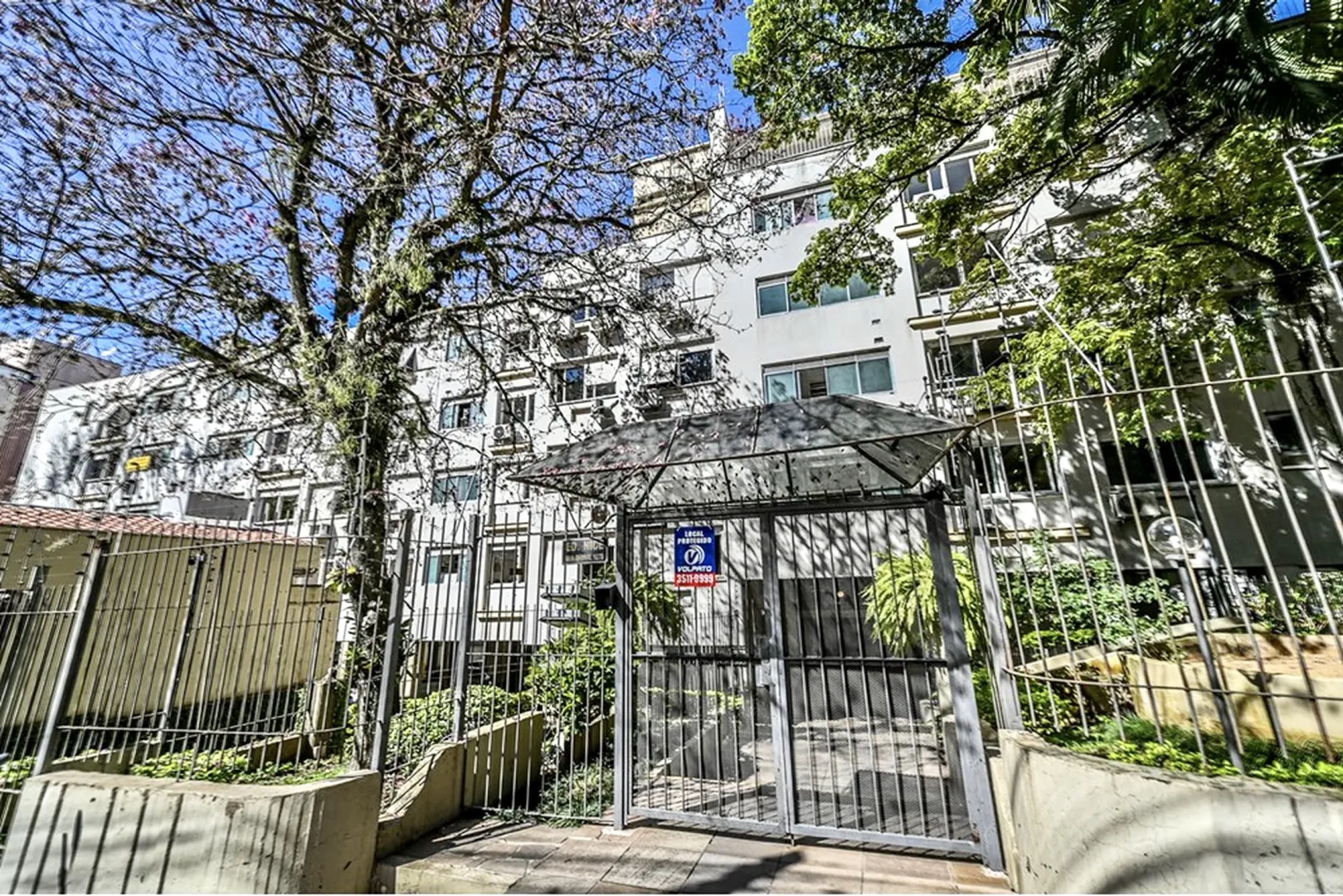 R$ 550.000 - BELO APARTAMENTO - 77M2 - 2 DORM - SU&Iacute;TE - CHURRASQUEIRA - SOL MANH&Atilde; - 1 VAGA Rua Cabral Porto Alegre - 