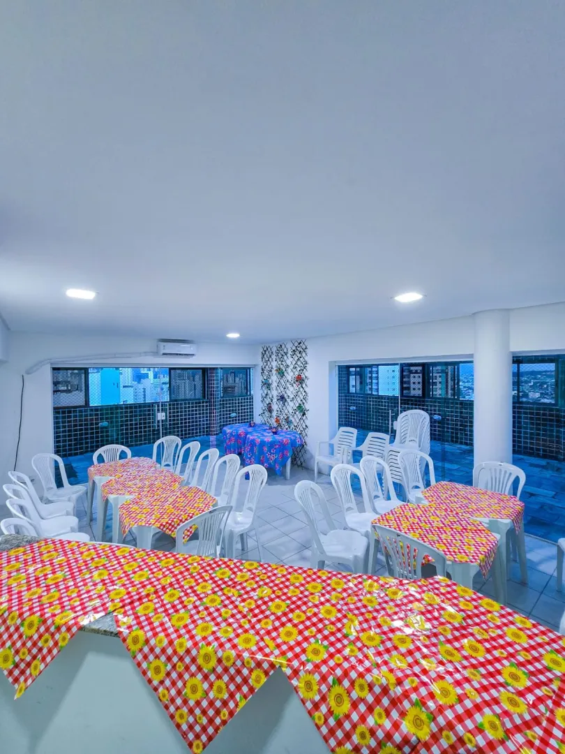 Apartamento para alugar | Novo em Boa Viagem | 3 Quartos (2 Su&iacute;tes) | Varanda | R$4.000,00 Rua Amália Bernardino de Sousa Recife - 