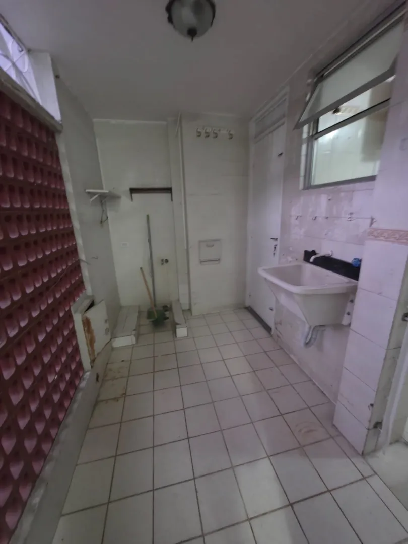 Apartamento para Alugar com 3 Quartos | 1 Su&iacute;te | Varanda | Piscina | R$ 4.500,00  Recife - 