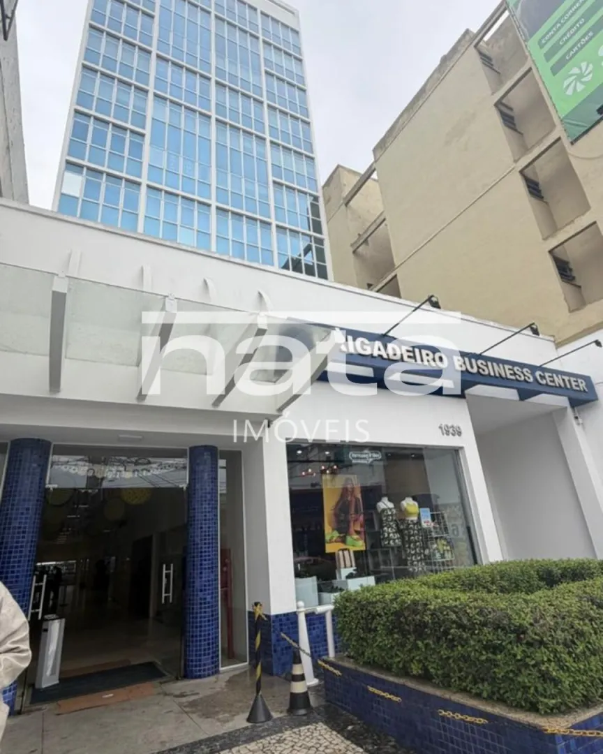 Sala Comercial | 27m&sup2; | Edif&iacute;cio Brigadeiro Business Center Avenida Brigadeiro Lima e Silva Duque de Caxias - 