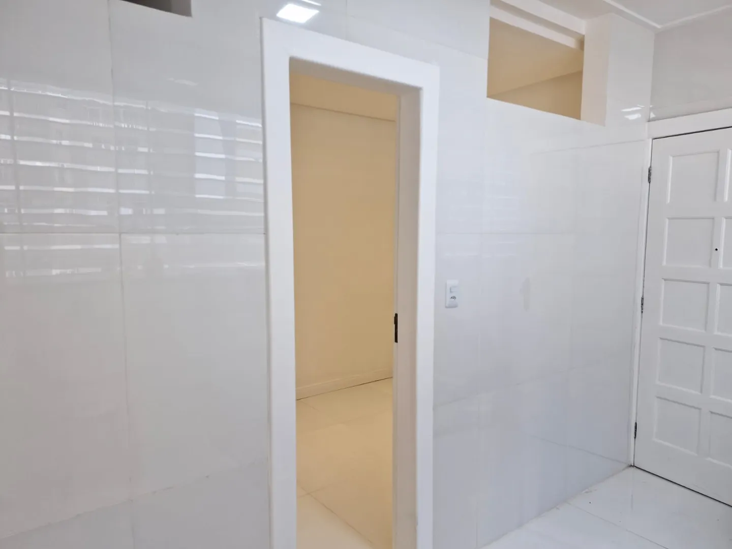 APARTAMENTO 4 QUARTOS SU&Iacute;TE CLOSET 3 GARAGENS &Agrave; VENDA NO CORREDOR DA VIT&Oacute;RIA Avenida Sete de Setembro Salvador - 