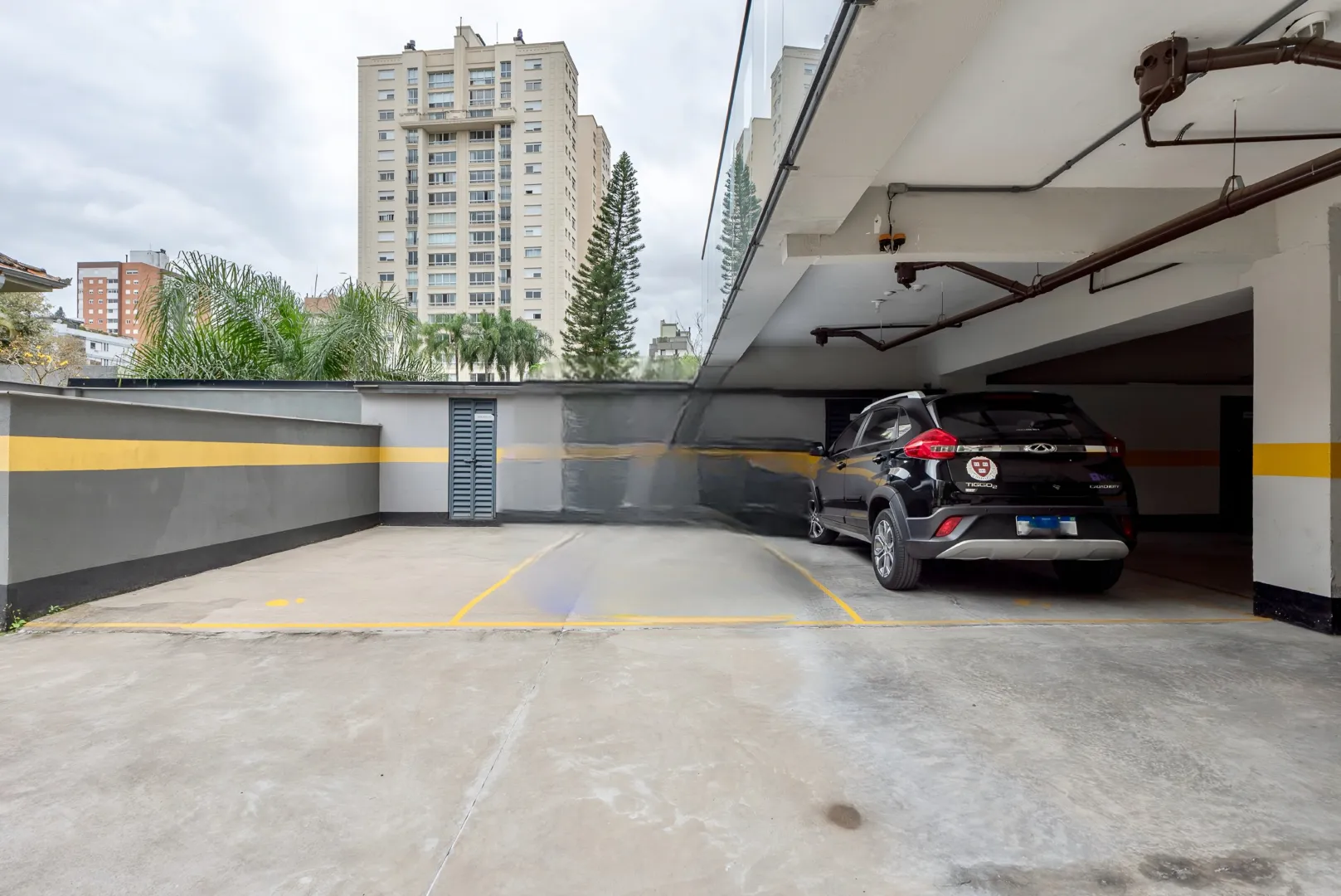 R$ 795.000 - &Oacute;TIMO APARTAMENTO GARDEN - 66M2 - 1 DORM - 2 VAGAS - DEP&Oacute;SITOS Rua Auxiliadora Porto Alegre - 
