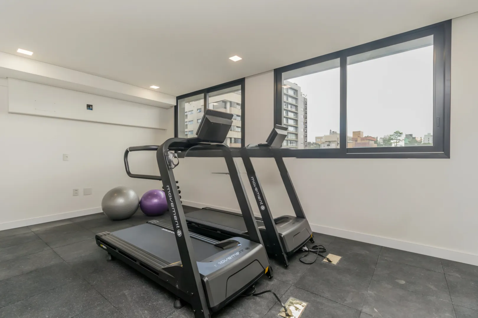 R$ 795.000 - &Oacute;TIMO APARTAMENTO GARDEN - 66M2 - 1 DORM - 2 VAGAS - DEP&Oacute;SITOS Rua Auxiliadora Porto Alegre - 