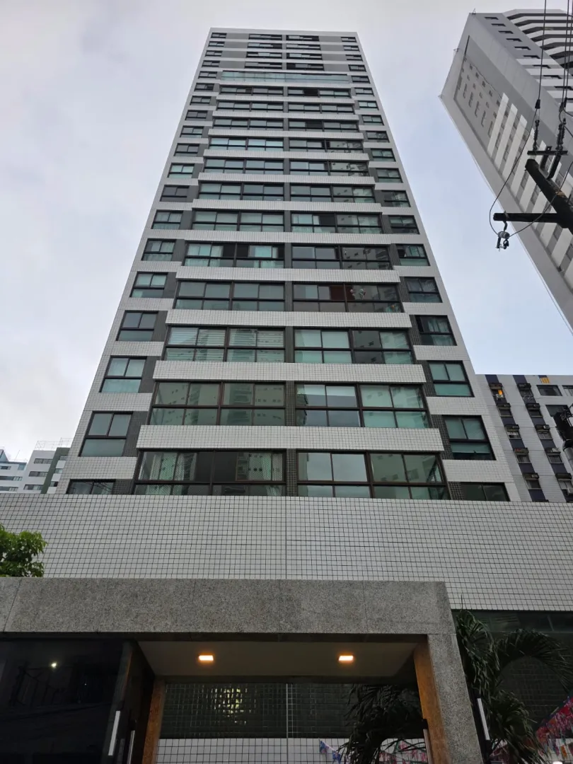 Apartamento &agrave; Venda em Boa Viagem | 3 Quartos | 2 Vagas | &Aacute;rea de Lazer Rua Antônio de Sá Leitão Recife - 