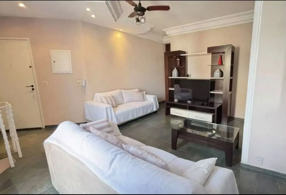 Cobertura Duplex - 112m&sup2; &uacute;teis, na Pomp&eacute;ia em um dos bairros mais desejados de Santos/SP!  Santos - 