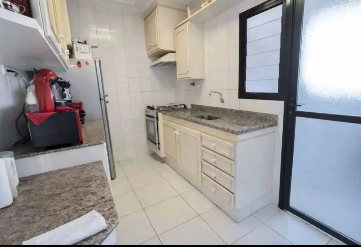 Cobertura Duplex - 112m&sup2; &uacute;teis, na Pomp&eacute;ia em um dos bairros mais desejados de Santos/SP!  Santos - 