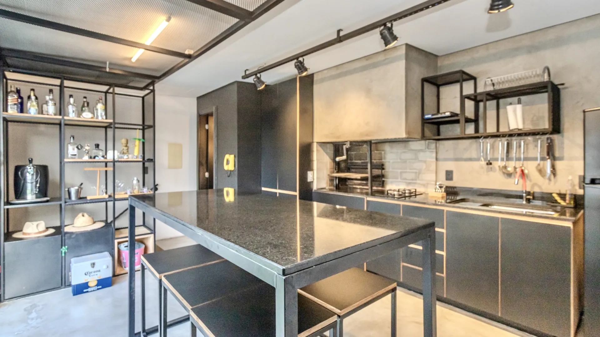 R$ 1.345.000 - MARAVILHOSA COBERTURA DUPLEX - 151M2 - 2 DORM - SU&Iacute;TE - VISTA - 2 VAGAS Avenida Montenegro Porto Alegre - 
