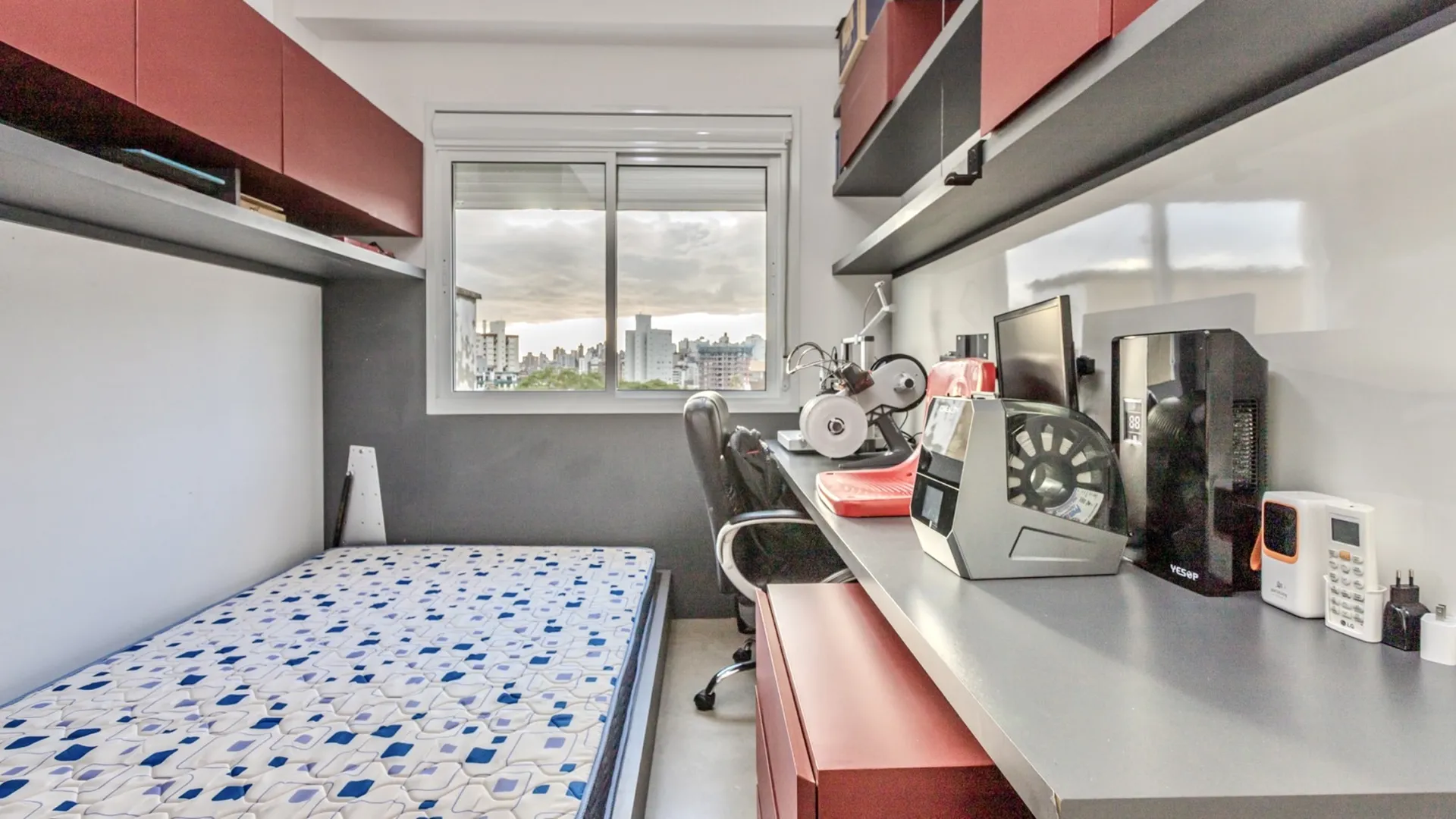 R$ 1.345.000 - MARAVILHOSA COBERTURA DUPLEX - 151M2 - 2 DORM - SU&Iacute;TE - VISTA - 2 VAGAS Avenida Montenegro Porto Alegre - 