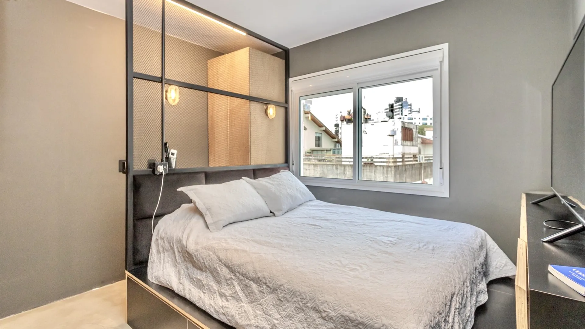 R$ 1.345.000 - MARAVILHOSA COBERTURA DUPLEX - 151M2 - 2 DORM - SU&Iacute;TE - VISTA - 2 VAGAS Avenida Montenegro Porto Alegre - 