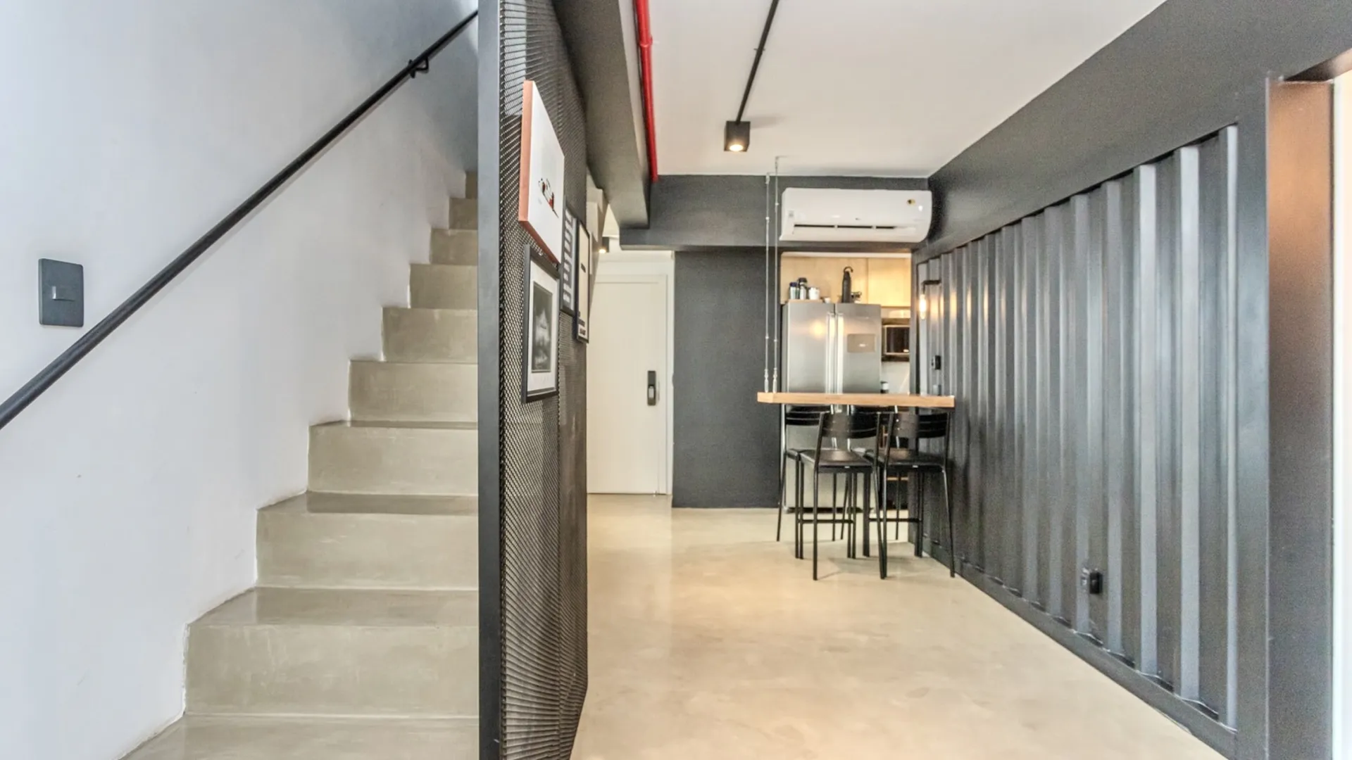 R$ 1.345.000 - MARAVILHOSA COBERTURA DUPLEX - 151M2 - 2 DORM - SU&Iacute;TE - VISTA - 2 VAGAS Avenida Montenegro Porto Alegre - 