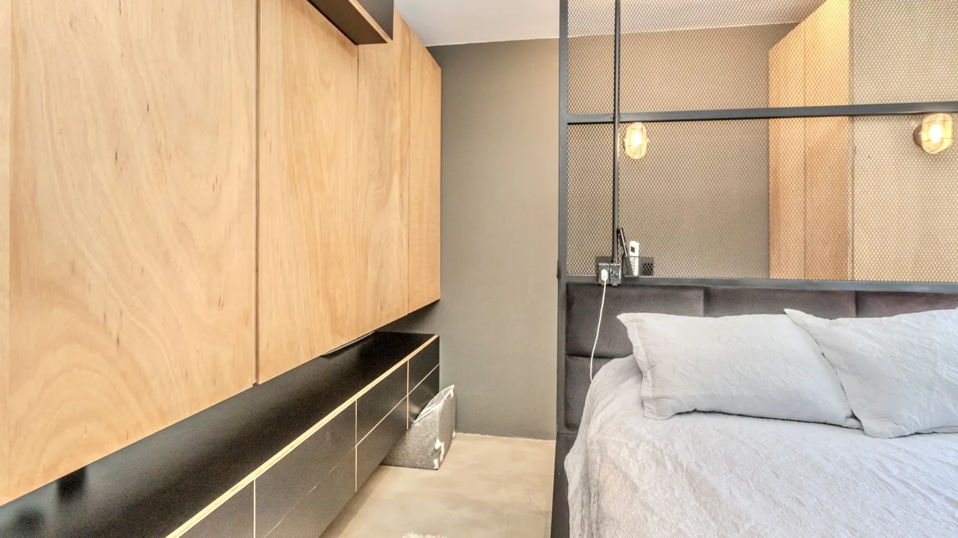 R$ 1.345.000 - MARAVILHOSA COBERTURA DUPLEX - 151M2 - 2 DORM - SU&Iacute;TE - VISTA - 2 VAGAS Avenida Montenegro Porto Alegre - 