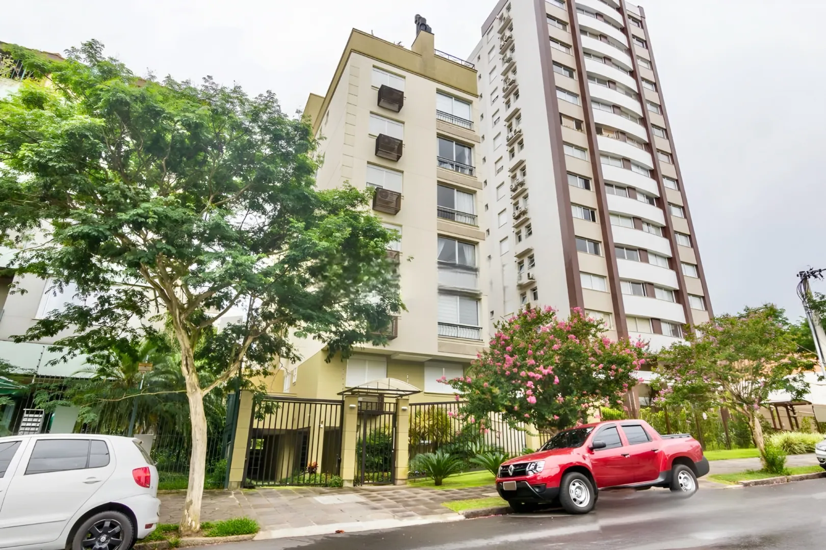 R$ 1.345.000 - MARAVILHOSA COBERTURA DUPLEX - 151M2 - 2 DORM - SU&Iacute;TE - VISTA - 2 VAGAS Avenida Montenegro Porto Alegre - 
