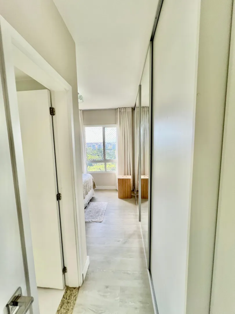APARTAMENTO 3 QUARTOS SU&Iacute;TE 2 GARAGENS VARANDA PISCINA ACADEMIA VENDA GREENVILLE PATAMARES Rua Embira Salvador - 