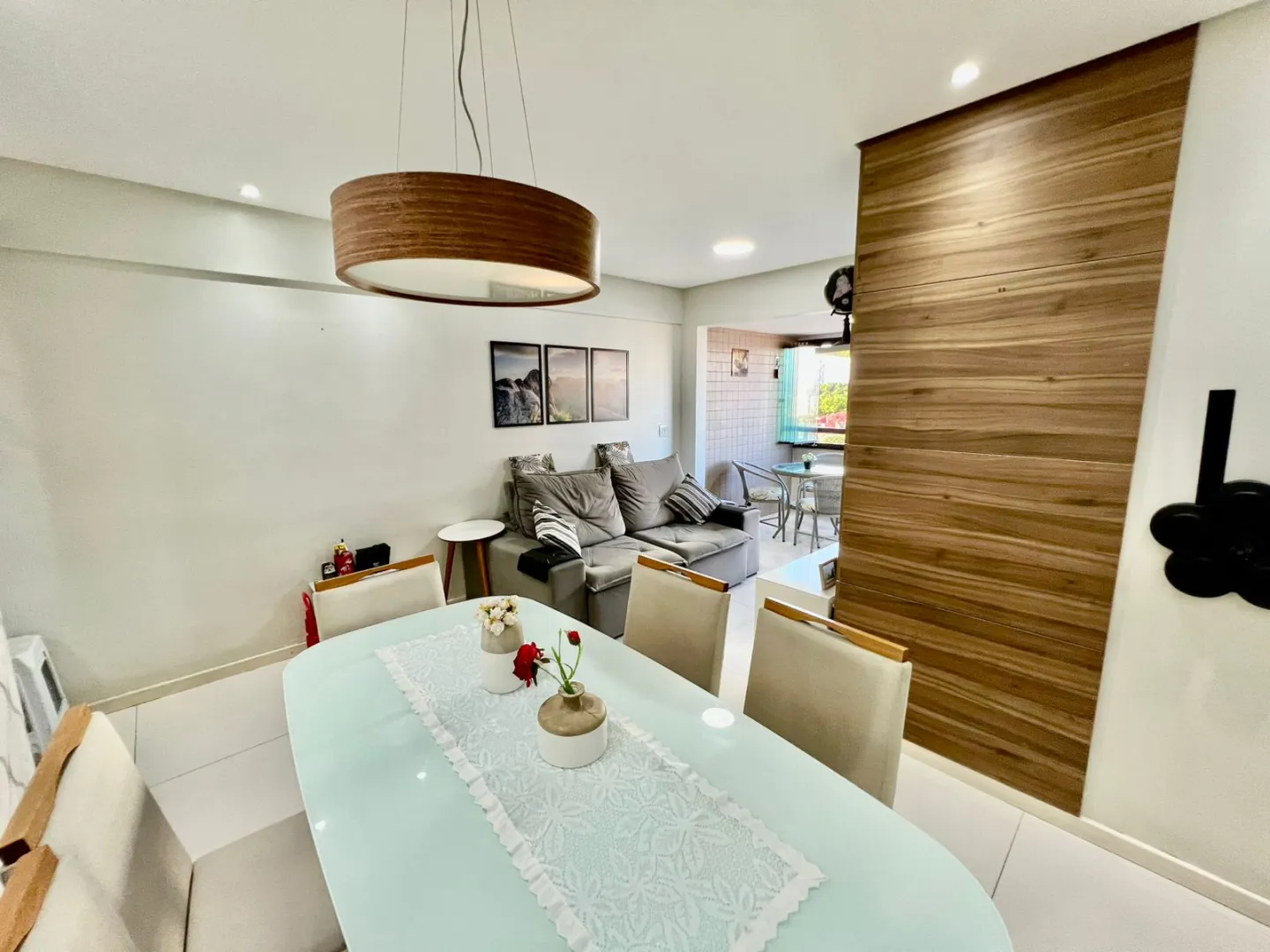 APARTAMENTO 2 QUARTOS SU&Iacute;TE VARANDA GARAGEM PISCINA ACADEMIA &Agrave; VENDA EM PITUA&Ccedil;U Avenida Professor Pinto de Aguiar Salvador - 