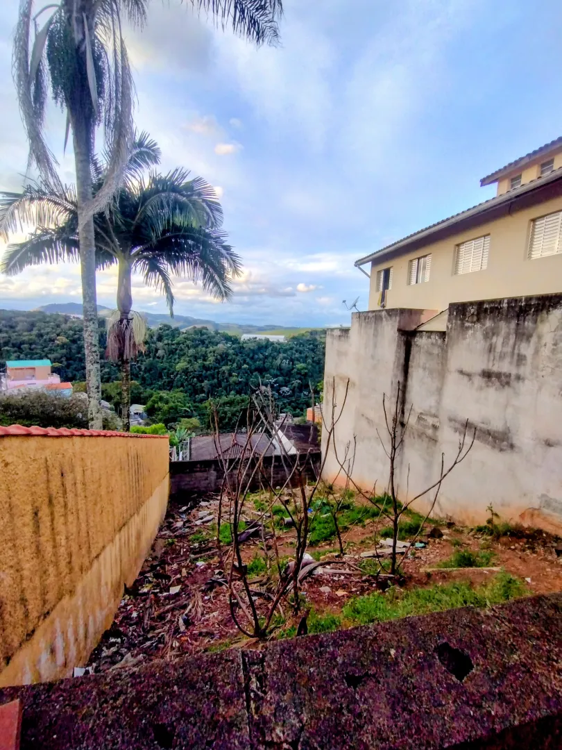 Terreno com &oacute;tima topografia &agrave; venda no Centro de Igarat&aacute;  Igaratá - 