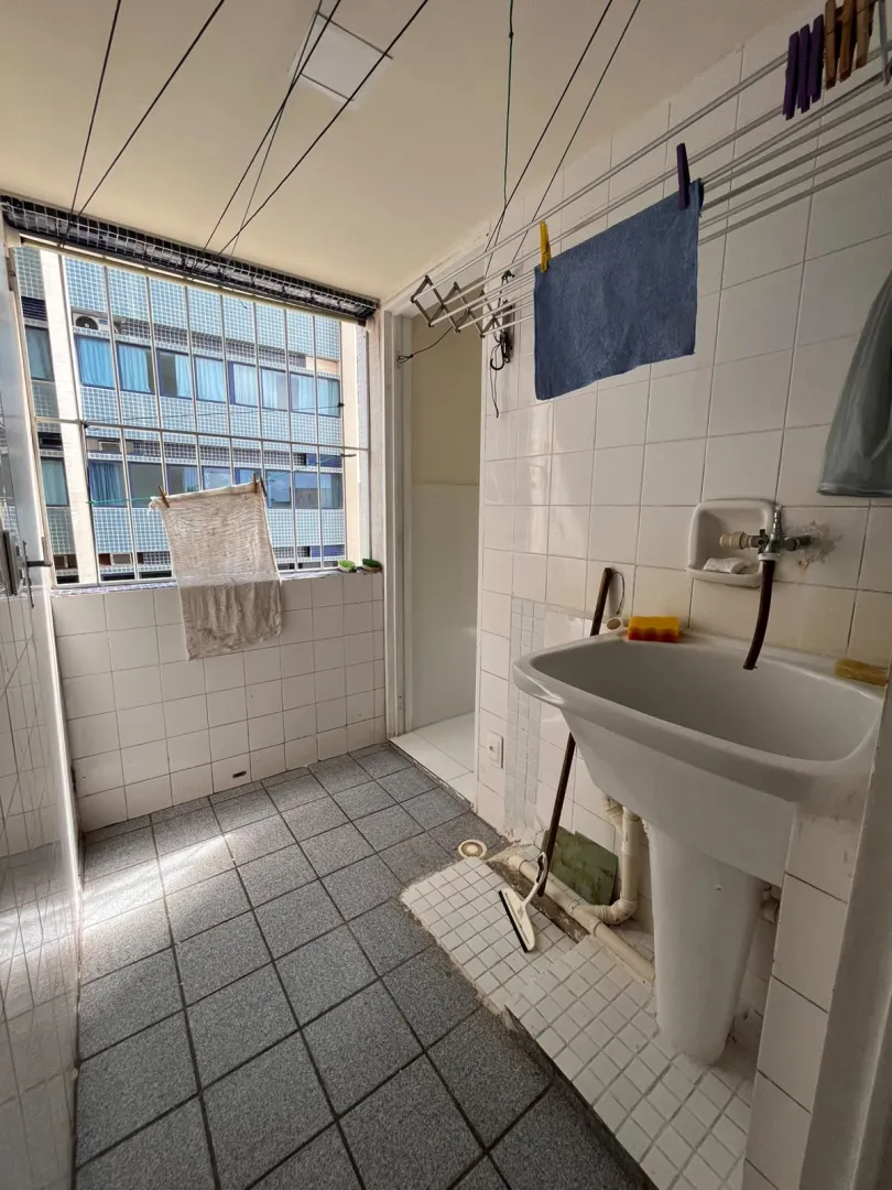 Apartamento com Vista mar | 144m&sup2; | 3 Quartos | 1 Su&iacute;te | Av Boa Viagem | Terreno Pr&oacute;prio Avenida Boa Viagem Recife - 
