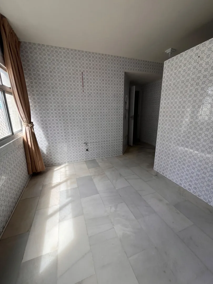 Apartamento com Vista mar | 144m&sup2; | 3 Quartos | 1 Su&iacute;te | Av Boa Viagem | Terreno Pr&oacute;prio Avenida Boa Viagem Recife - 