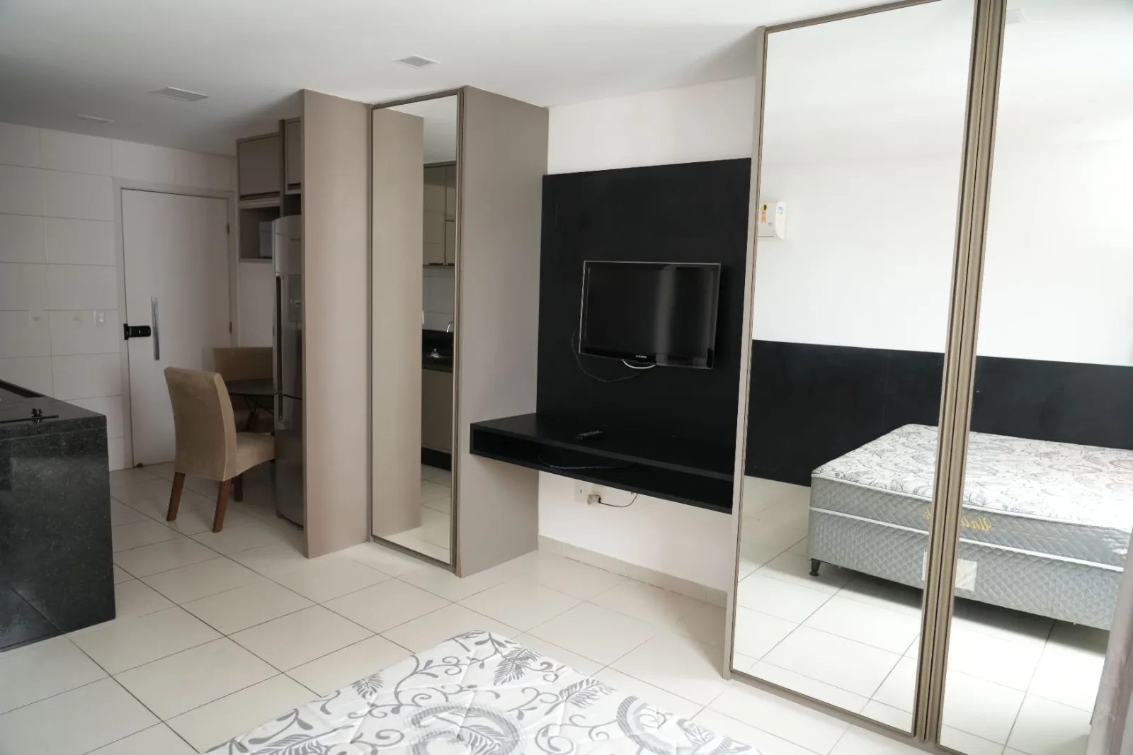 Apartamento para Alugar 3 Quartos | 2 Su&iacute;tes | Mobiliado | Boa Viagem | R$ 7.800,00 Rua Solidônio Leite Recife - 