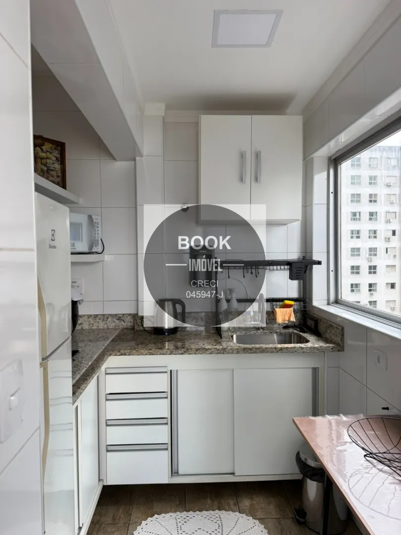 Apartamento aconchegante, decorado e com vista mar na orla em S&atilde;o Vicente ! Avenida Embaixador Pedro de Toledo São Vicente - 