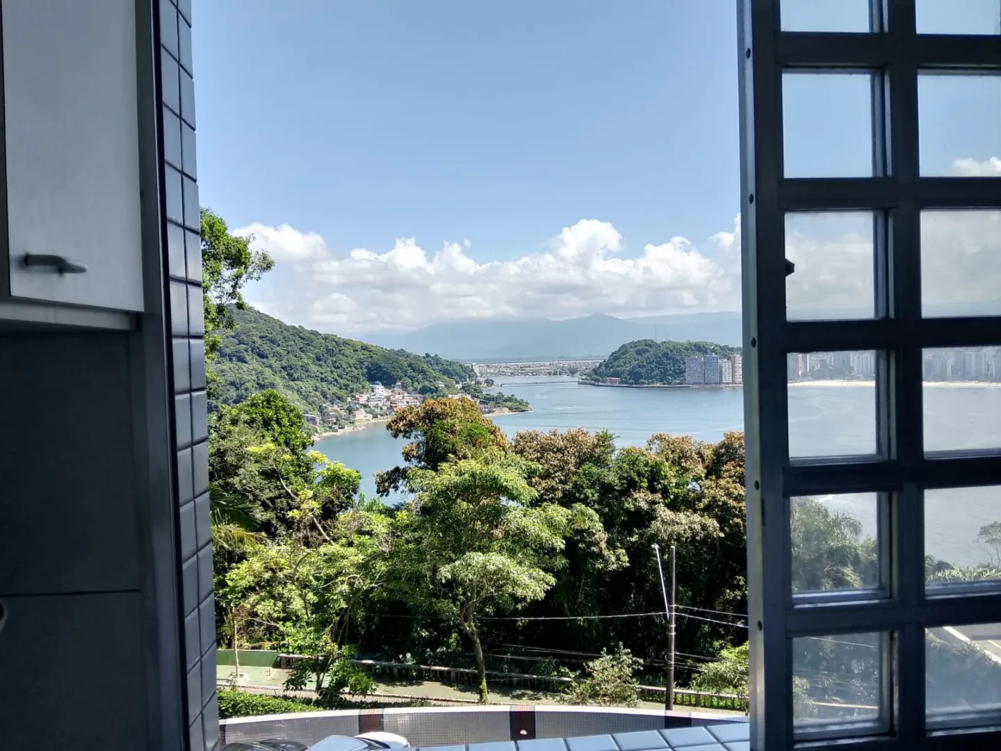 Seu Ref&uacute;gio Exclusivo com Vista Panor&acirc;mica para o Mar na Ilha Porchat ! Alameda 28 de Setembro São Vicente - 