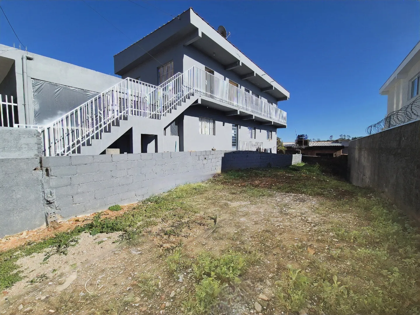 2 Casas e Terreno - B&deg; Santa B&aacute;rbara Rua Major Leôncio Martins Apiaí - 