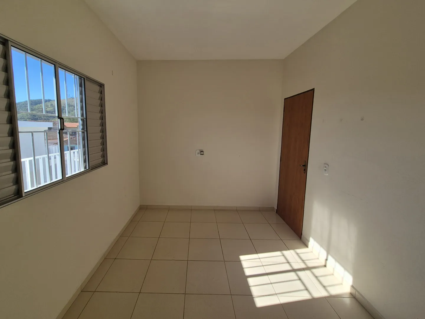 2 Casas e Terreno - B&deg; Santa B&aacute;rbara Rua Major Leôncio Martins Apiaí - 