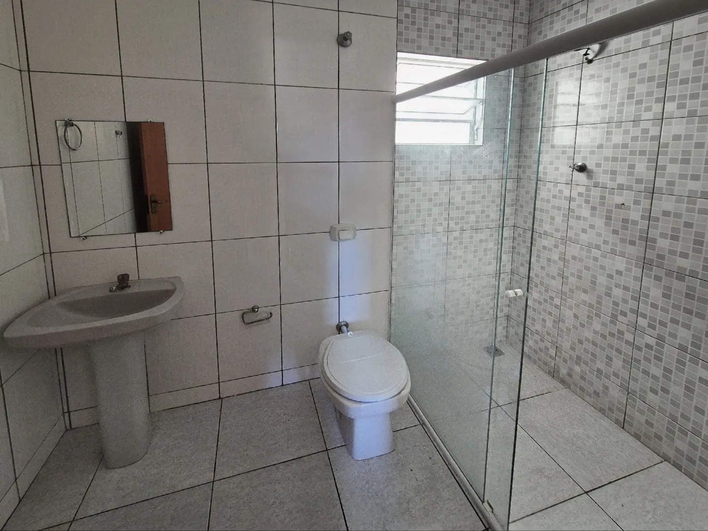 2 Casas e Terreno - B&deg; Santa B&aacute;rbara Rua Major Leôncio Martins Apiaí - 