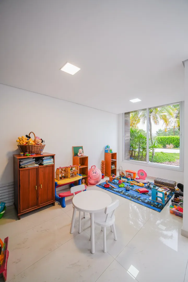Resid&ecirc;ncia Exclusiva no Alphaville 6 com 598 m&sup2;, 5 Su&iacute;tes e Lazer Completo  Santana de Parnaíba - 