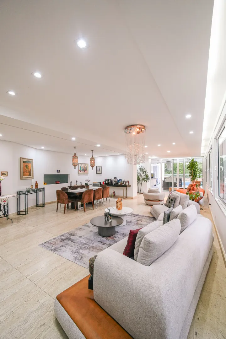 Resid&ecirc;ncia Exclusiva no Alphaville 6 com 598 m&sup2;, 5 Su&iacute;tes e Lazer Completo  Santana de Parnaíba - 
