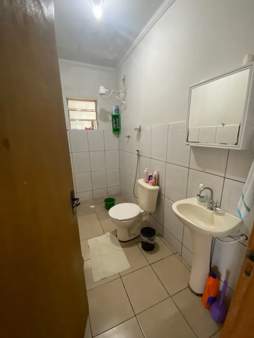 Casa - 3 dormit&oacute;rios - Terreno 480m2 -Botujuru  Mogi das Cruzes - 