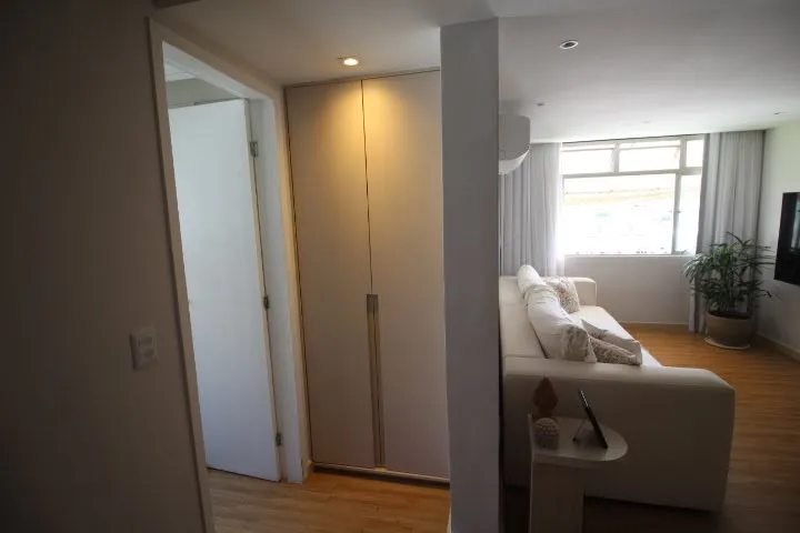 Apartamento &aacute; venda | 80m&sup2; | 2 Quartos | 1 Su&iacute;te | Totalmente Reformado | R$ 400.000,00 Rua da Angustura Recife - 