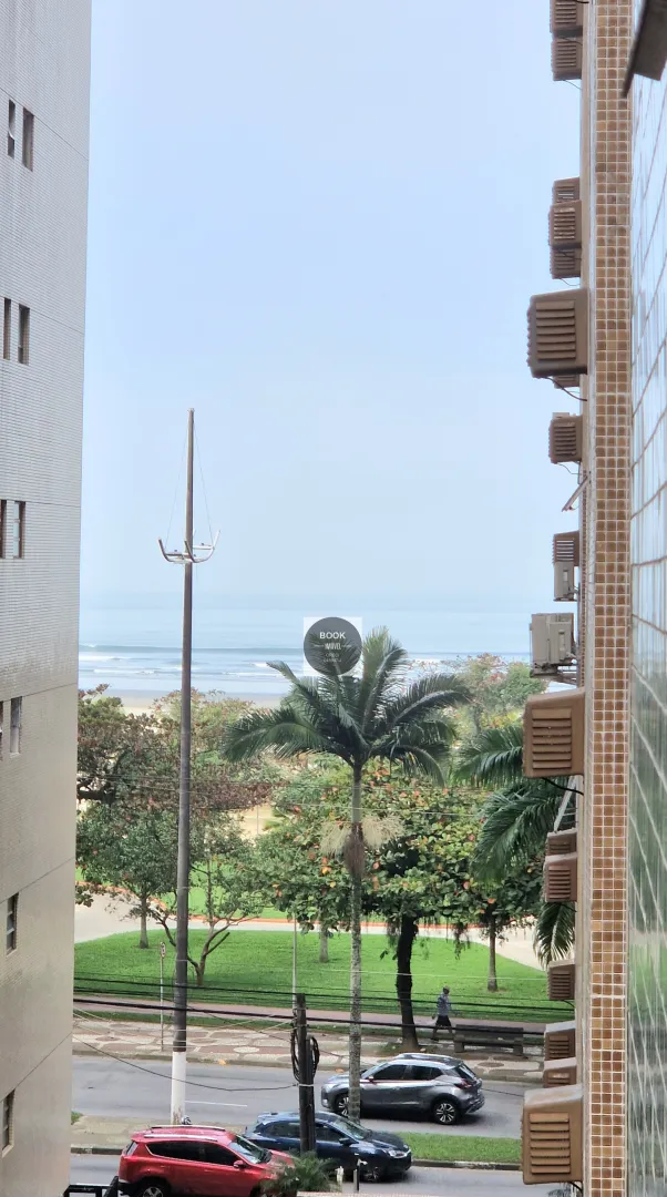 Charme, conforto e a poucos passos da praia na Pomp&eacute;ia, em Santos Avenida Marechal Floriano Peixoto Santos - 